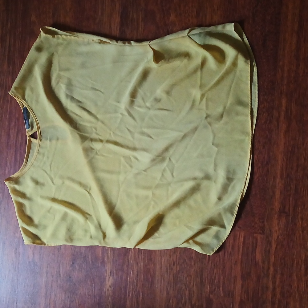 Suzy Shier blouse